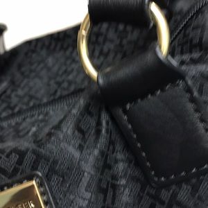 Meet your Posher, Sherreka